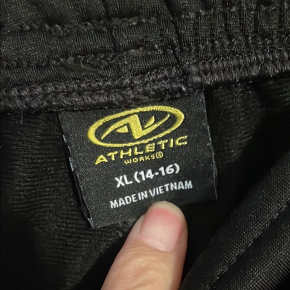 Athletic Works Black Pants - Picture 2 of 9
